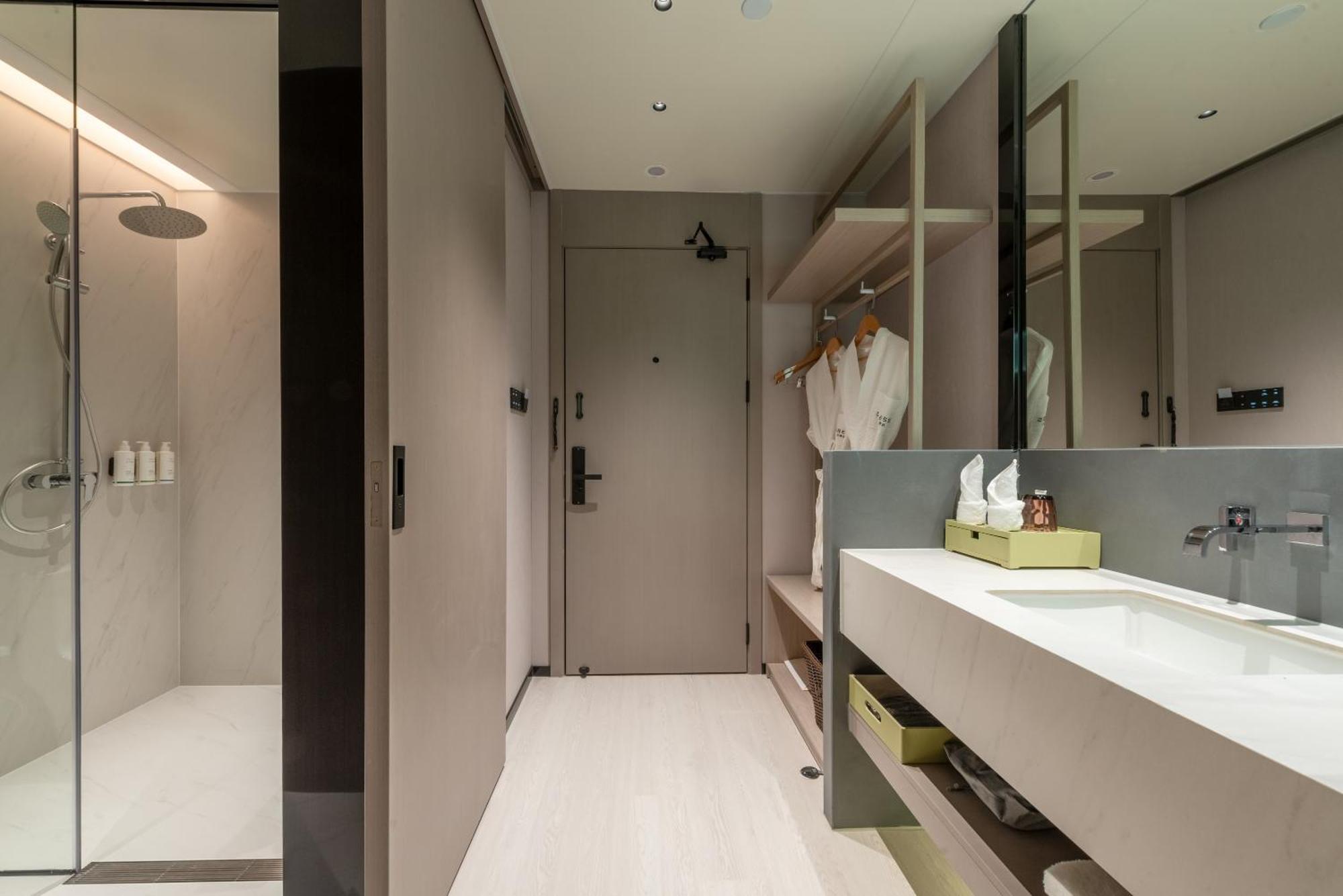 Oness Executive Hotel Guangzhou Huangpu Luogang - Free Shuttle Bus For Canton Fair Exterior photo
